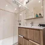 Stylish 2br - Heart Of Val Thorens, Amazing Views & Parking - Niverolles Apartment