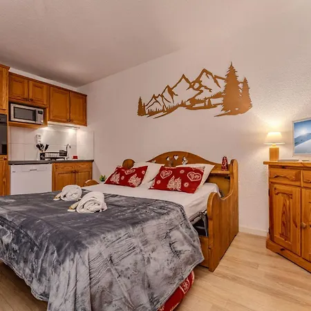 Apartment Stylish 2br - Heart Of Val Thorens, Amazing Views & Parking - Niverolles Val Thorens